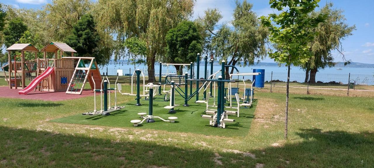 Life Apartmanok Siófok Eksteriør bilde